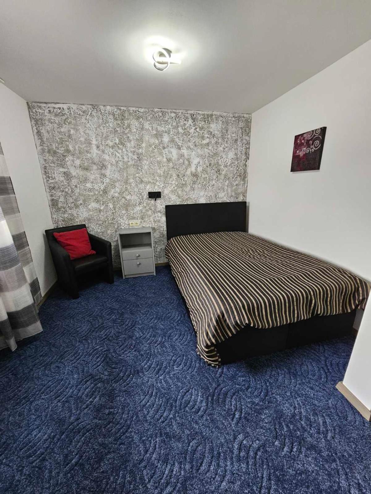 Kompfort Business Apartment 韦特海姆 外观 照片